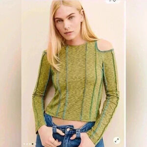 Hosbjerg Dafnie Cold Shoulder Top Size XL